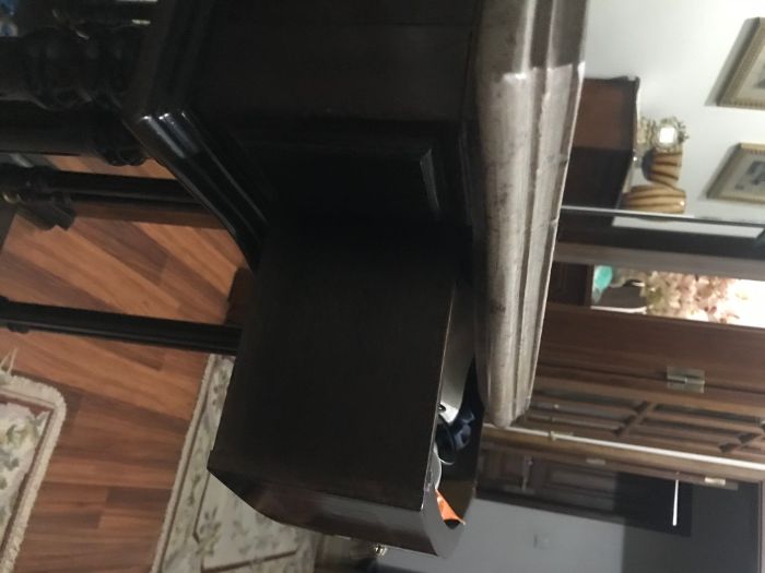 Móvel de entrada com espelho