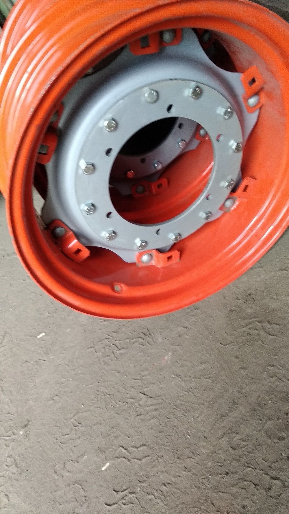 Koła wąskie 11.2r24 12.4r36 Case same Deutz fahr Lamborghini lampo