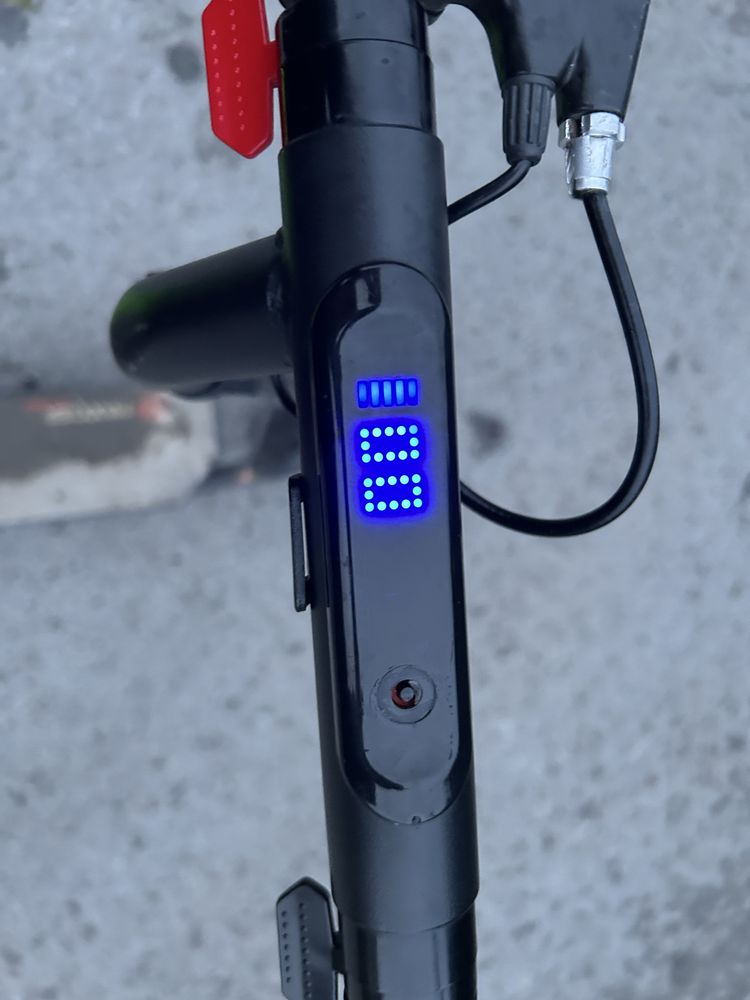 Електро самокат Maxxter teo max