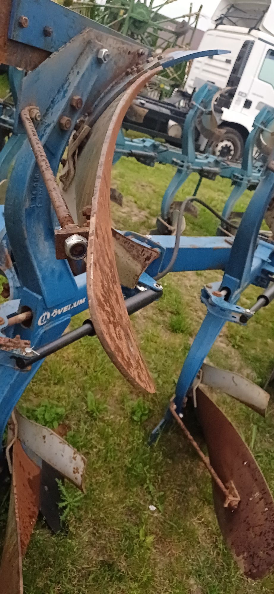 Pług Overum DX5100 obrotowy NonStop 5skibowy