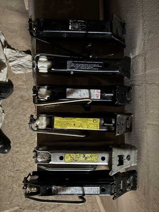 Домкрат оригінальний