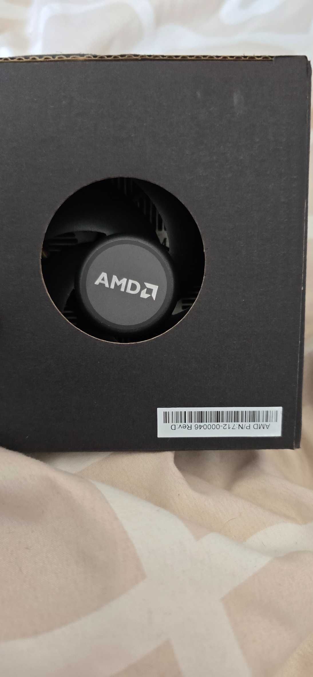 Procesor Ryzen 5 5600X + chłodzenie oraz orginalne pudełko.