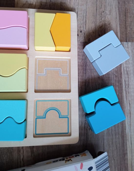 Drewniana układanka puzzle sorter kształty montessori