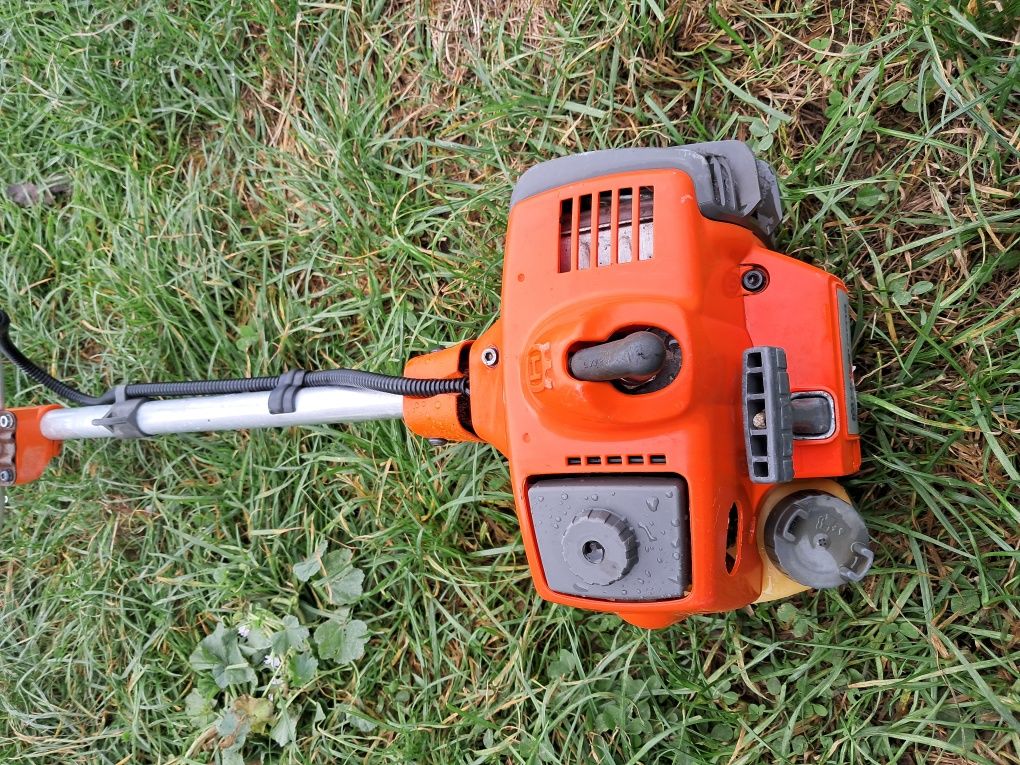 Wykaszarka husqvarna 323r ll