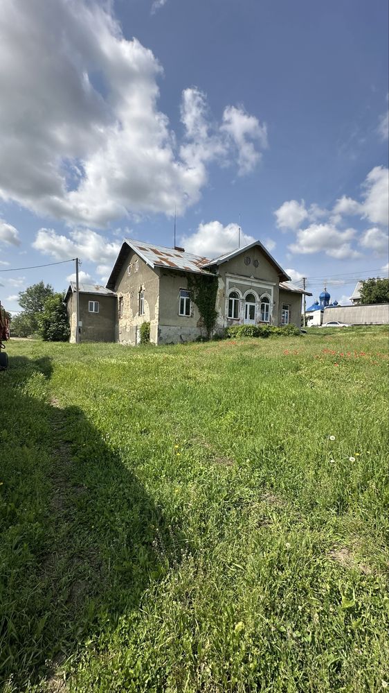 Продаж приміщення; Великий Кучурів; Чернівці; центр; фасад
