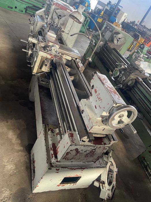 Torno mecânico TARNOW 2000