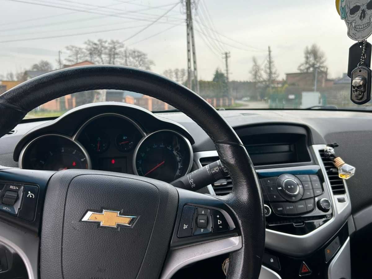 Chevrolet Cruze 1,8 benz+LPG 2012 pierwszy właściciel- uszkodzony