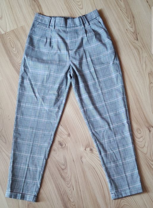 Nowe spodnie w kratę