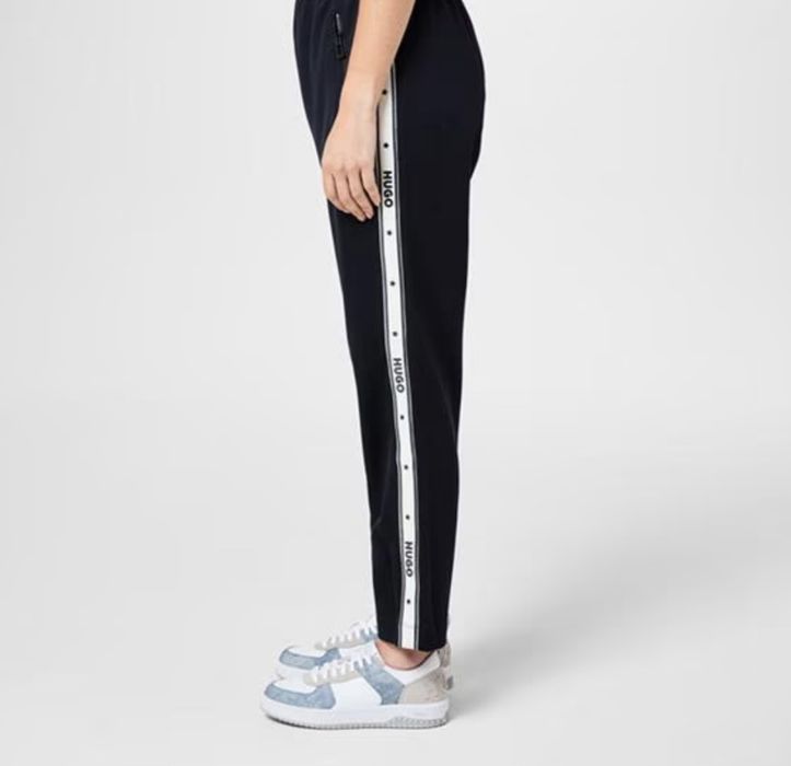 Спортивний костюм жіночий Hugo