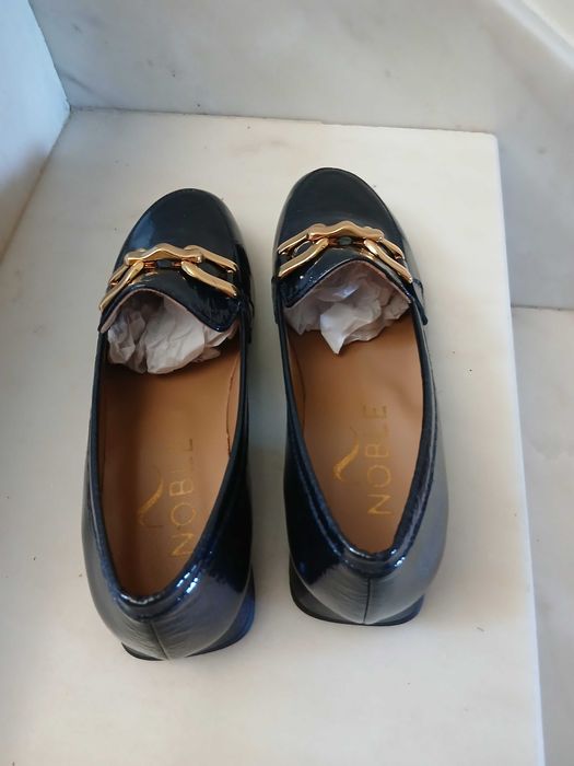 Sapatos Noble verniz 36