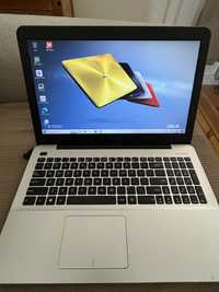 Laptop ASUS win10