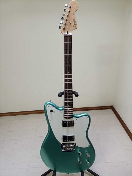 Guitarra Squier Paranormal Toronado, Mystic Seafoam