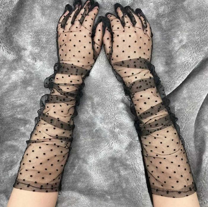 Рукавички фатинові  чорні з чорним горохом розмір універсальний