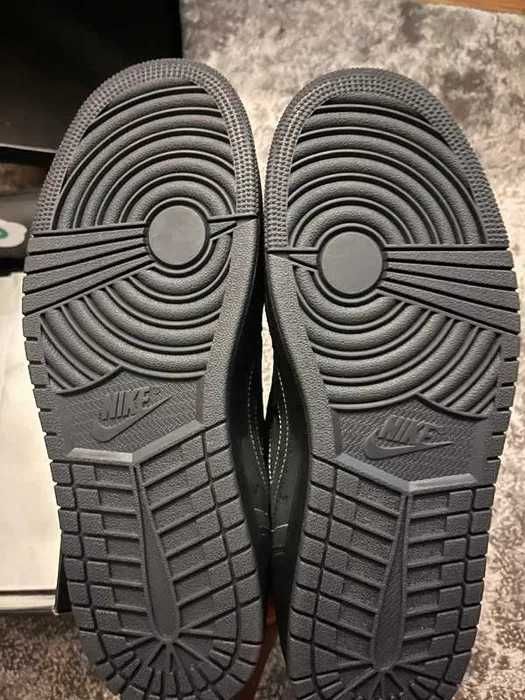 "Buty koszykówki" Jordan_1_Retro_Low_OG_SP_Travis_Scott_Black_R.42