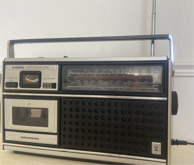 Магнітола GRUNDIG C4200 Automatic