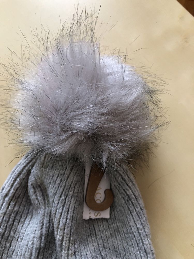 Sprzedam nowa szara czapke Accesorize