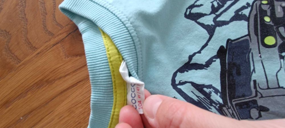 Bluzka t-shirt dla chłopca 104 coccodrillo