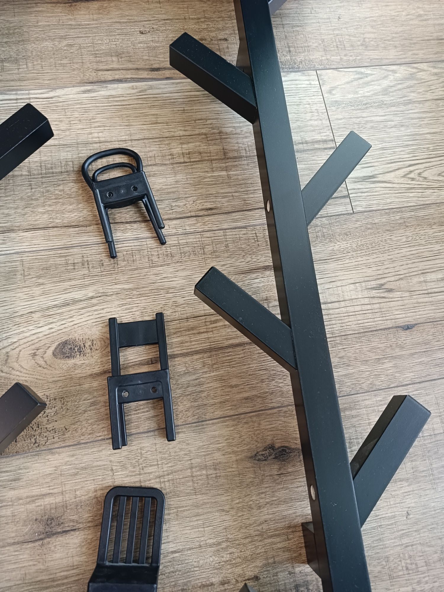 Tjusig wieszak Ikea czarny