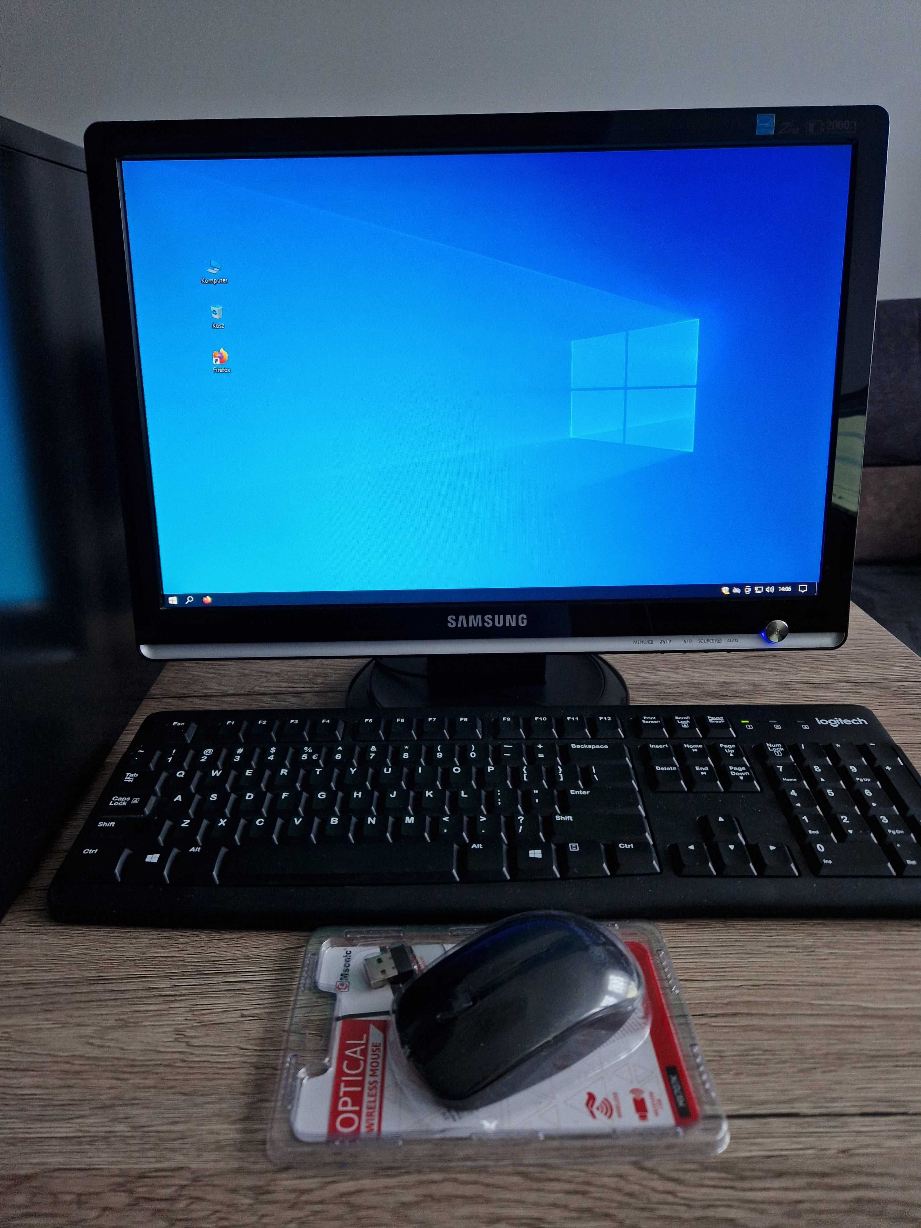 Komputer stacjonarny (4rdzenie/4GB-DDR2/120GB-SSD/Samsung 19")