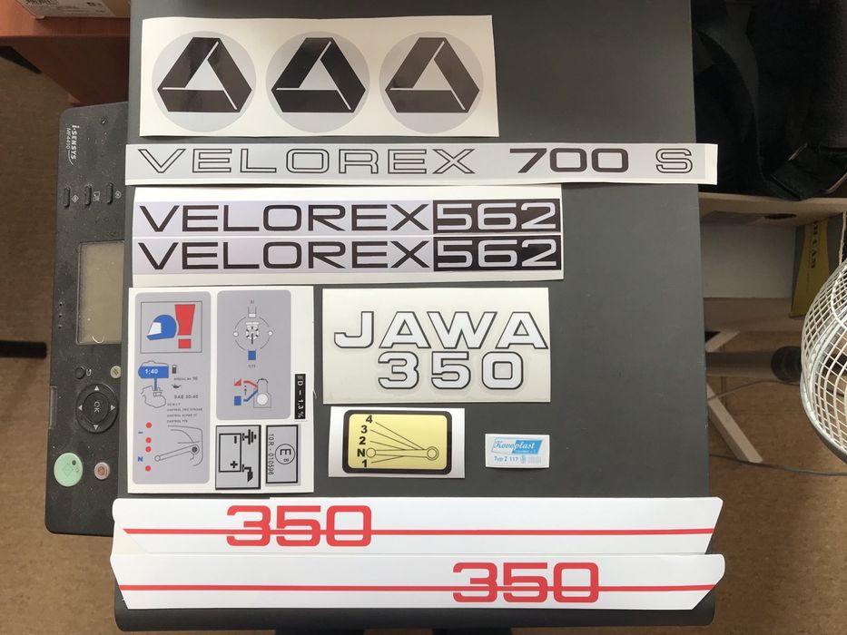 Наклейки Чезет 350. Наклейки Ява