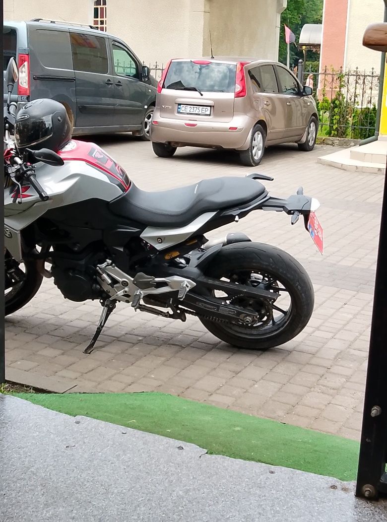Бмв ф900р мотоцикол
