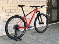 Bicicleta btt Scott toda de carbono