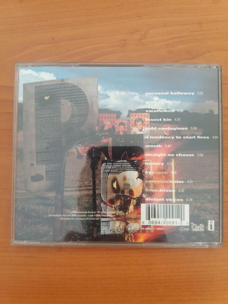 CD Bush - Razorblade Suitcase