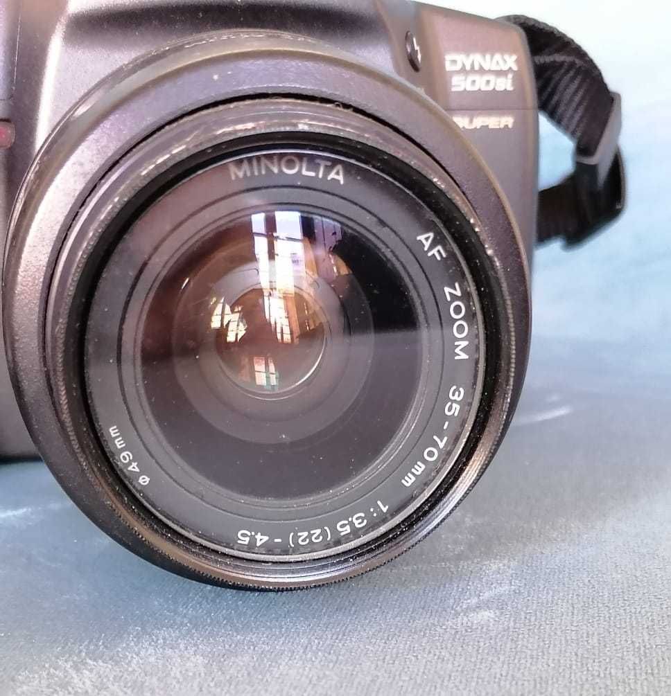 MINOLTA Analógica - DINAX  500si Super Corpo + Lente AF ZOOM 35-70mm