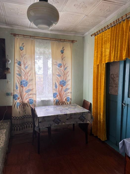 Продаж 1 поверхового будинку з верандою і ділянкою на 0.25 соток