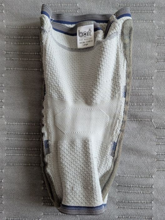 BORT Osgood-Schlatter наколенник, фиксатор коленного сустава. L3