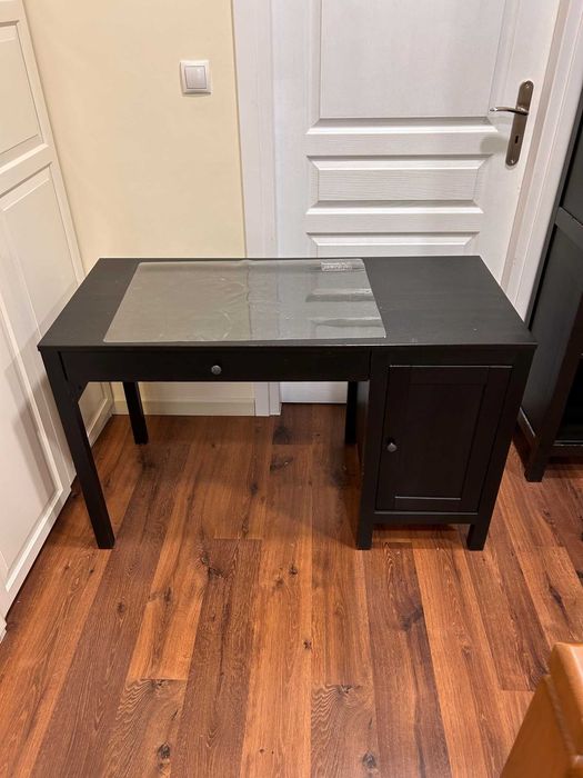 biurko IKEA hemnes