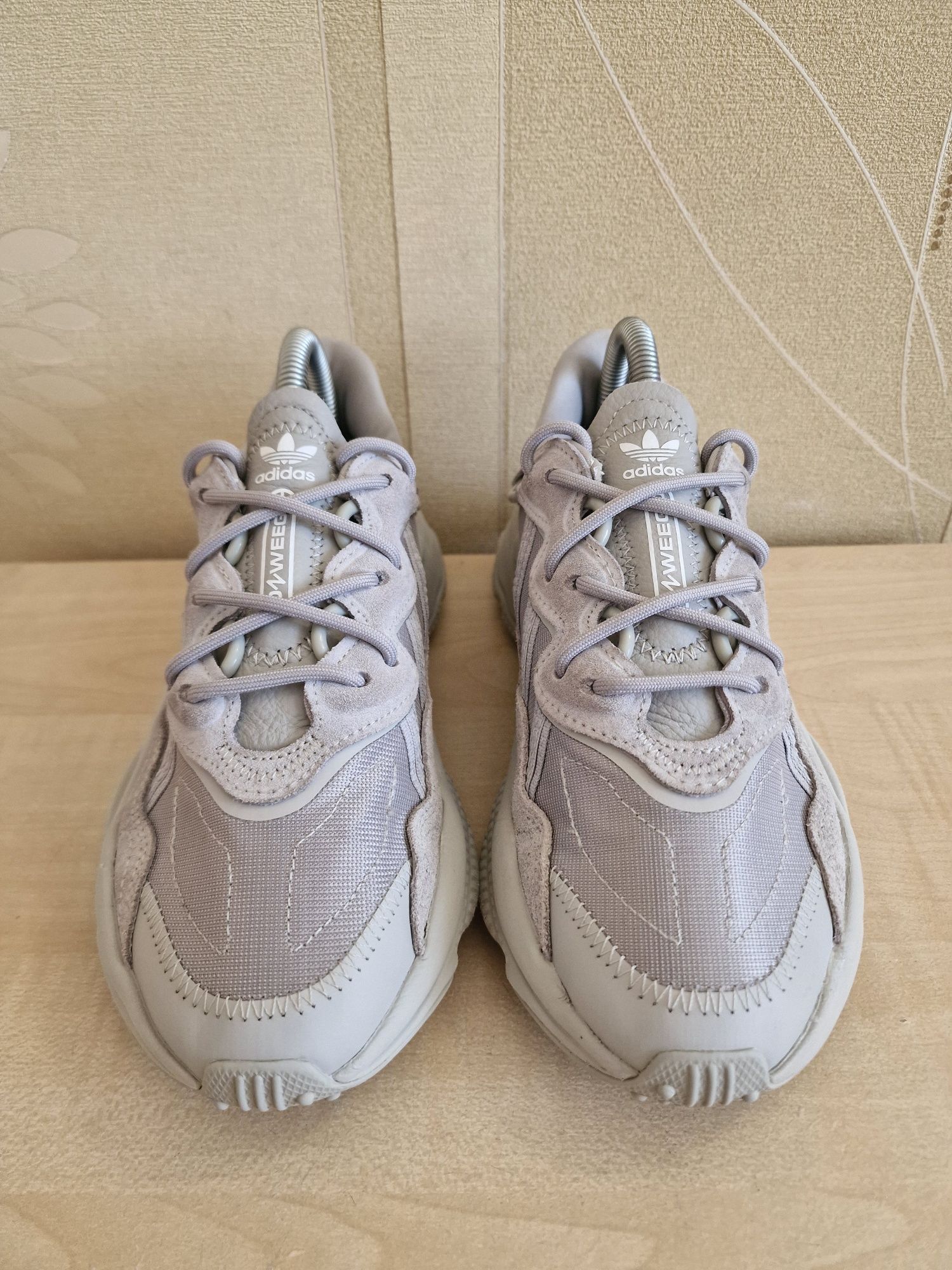 Кросівки Adidas Ozweego оригінал розмір 36 2/3