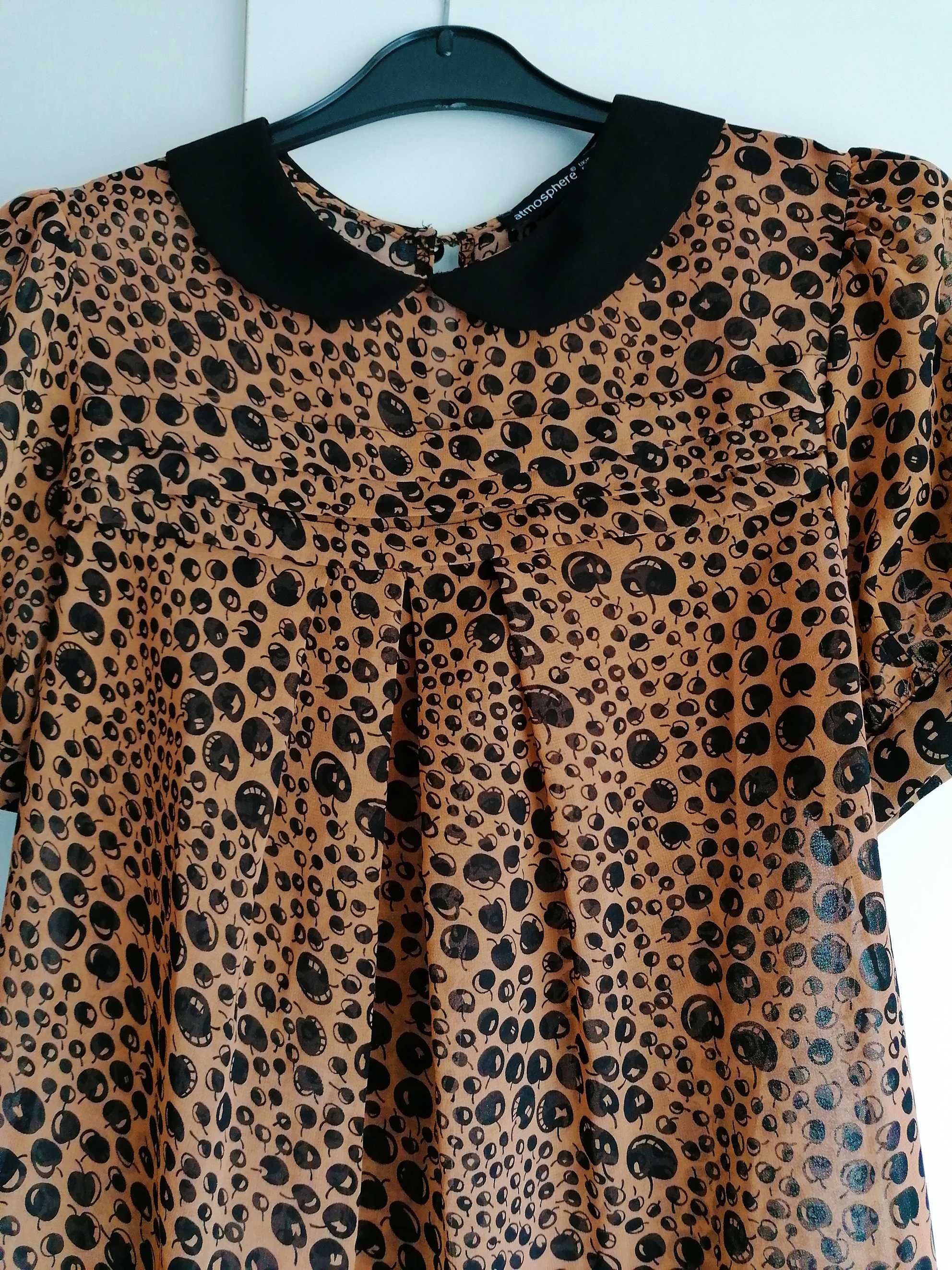 Blusa Vintage com Gola Bebe preta