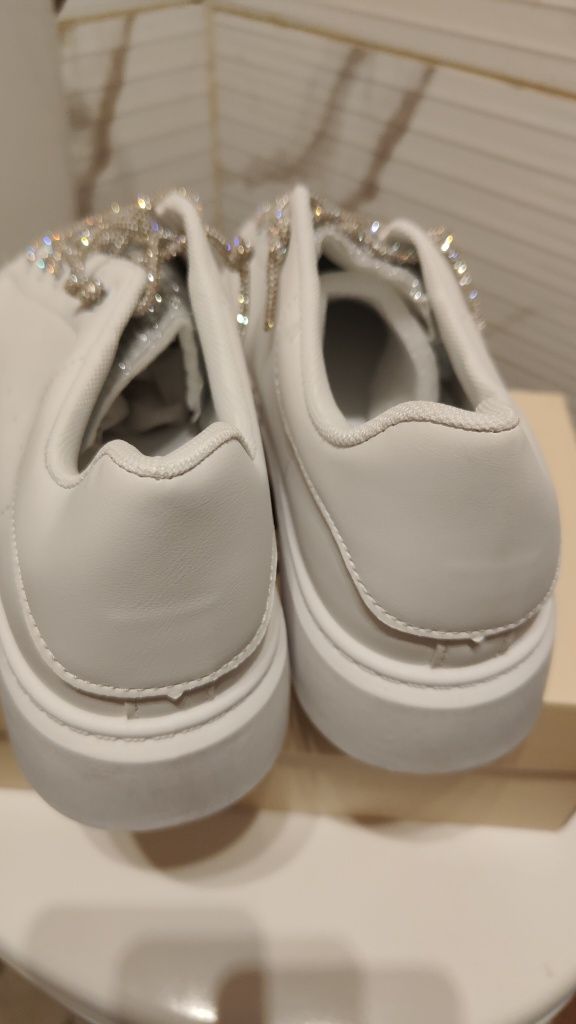Nowe buty damskie rozmiar 40