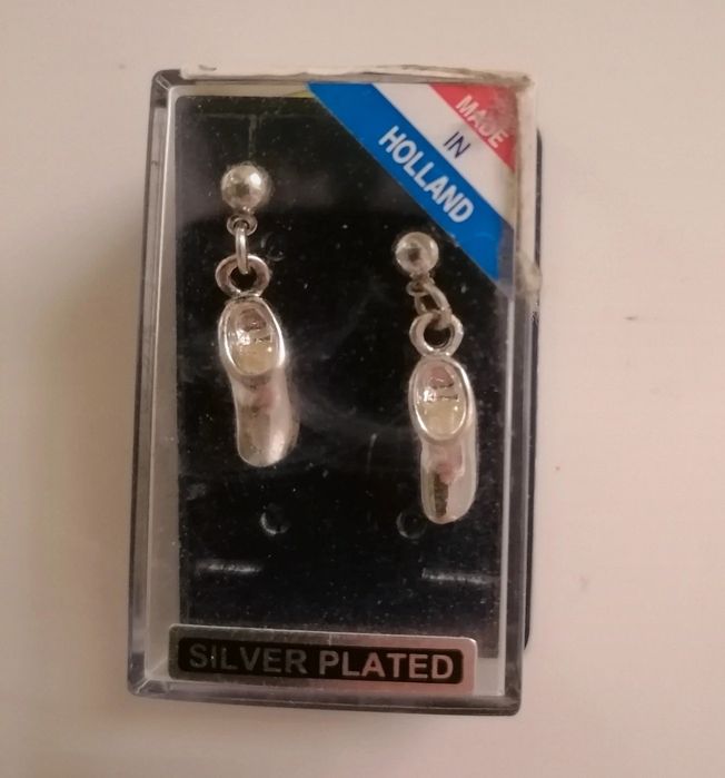 Brincos holandeses banhados a prata *silver plated* made in holland