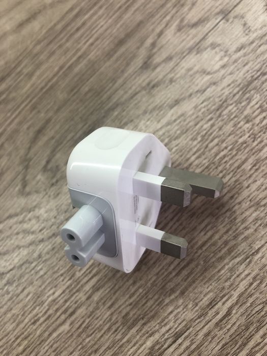 Штекер для адаптера живлення для Apple прилад