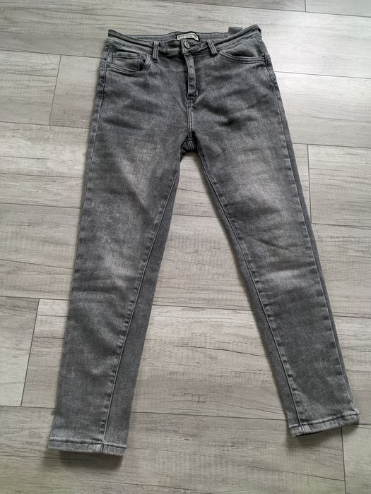 Джинси жіночі нові розмір L.