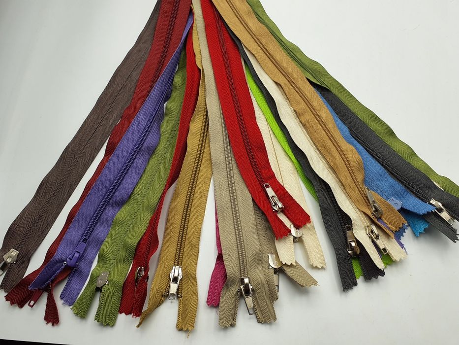 Zamek suwak mix zestaw 20 szt.-55 cm.