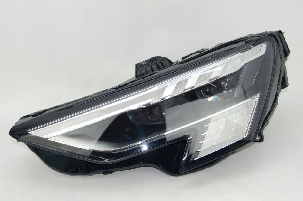 AUDI A3 8Y LAMPA PRZÓD PRZEDNIA LEWA FULL LED MATRIX 8Y0941035
