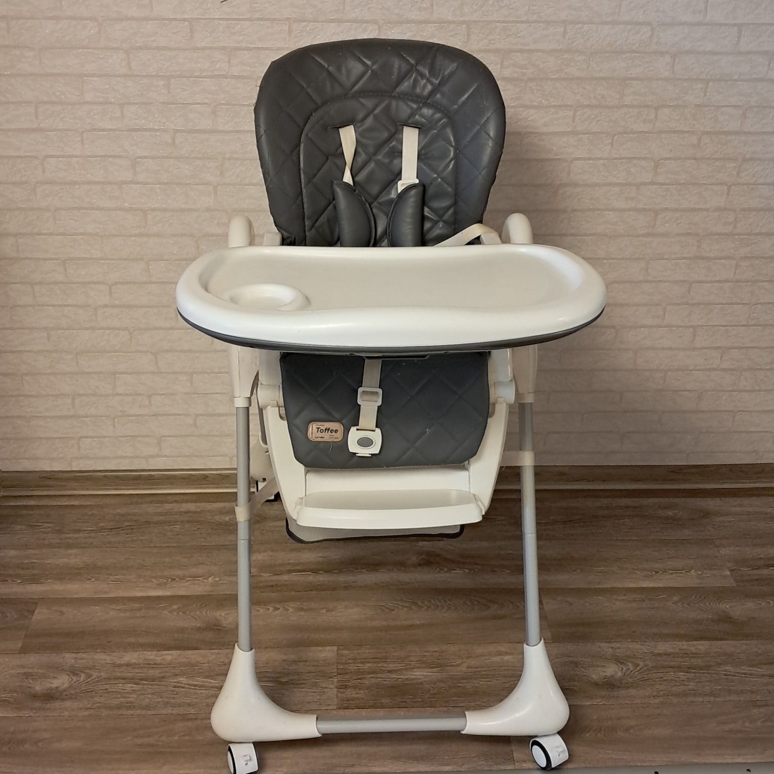Стільчик для годування Carrello Toffee CRL-9502/3