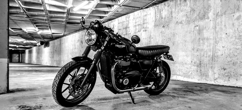 Triumph Street Twin 900 (+2000€ em extras)