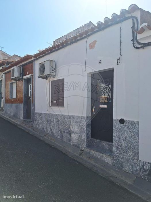 Moradia T2 para venda