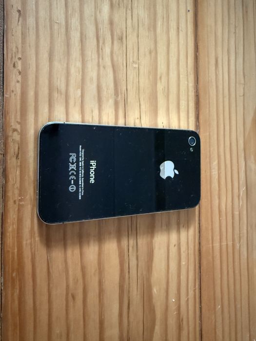 iPhone 4 32GB em bom estado