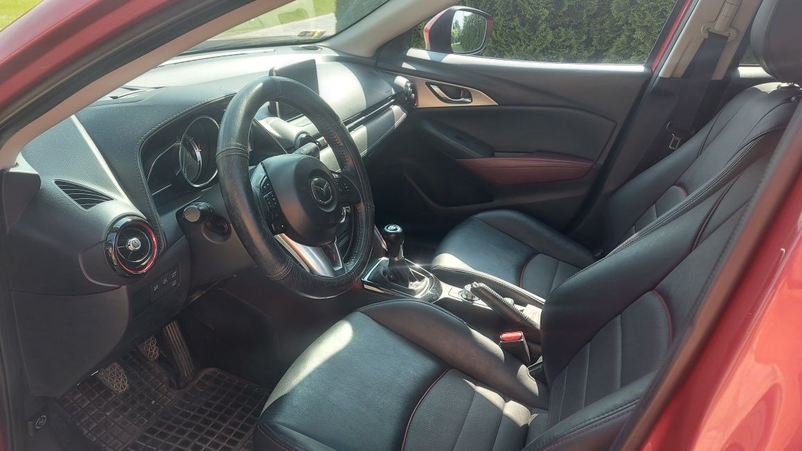Sanochód Mazda cx-3
