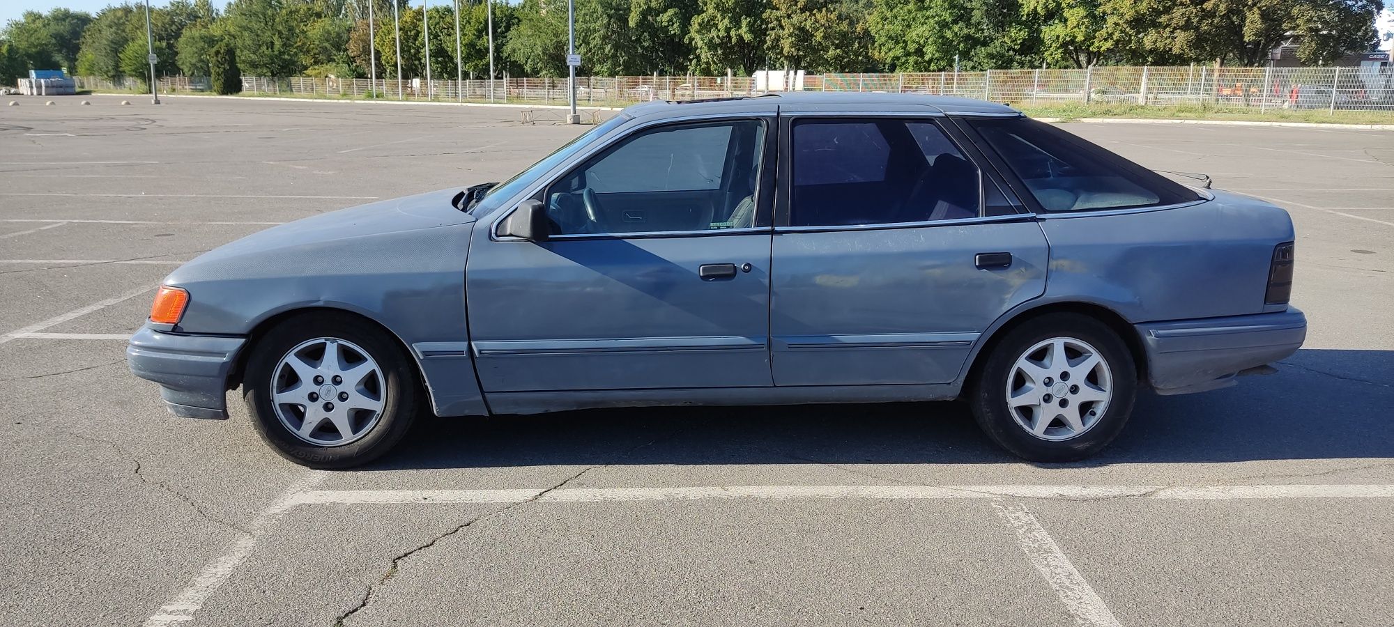 Продам Ford scorpio