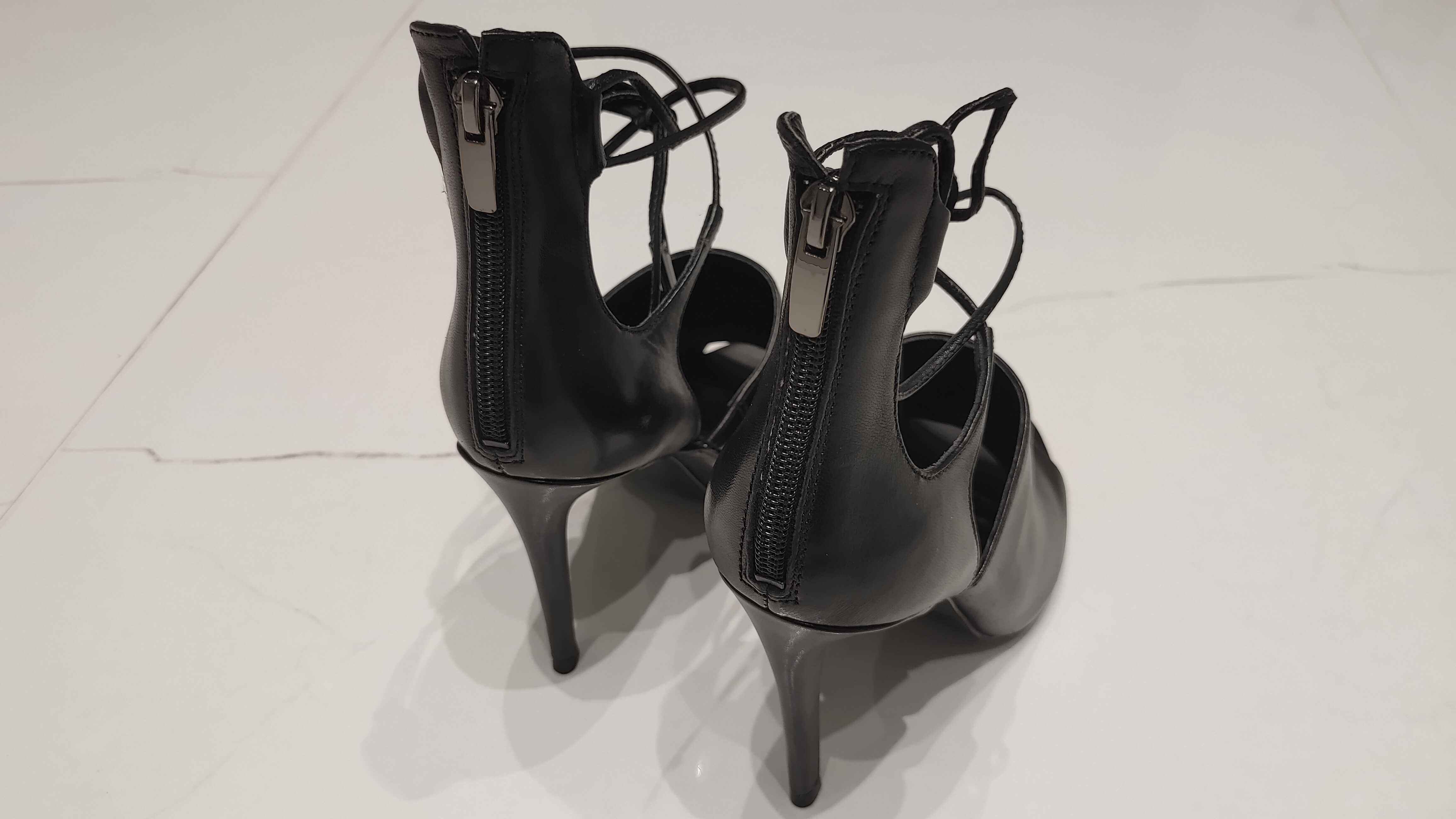 Obcasy Sandały Kendall + Kylie Estella r. 37 Nowe