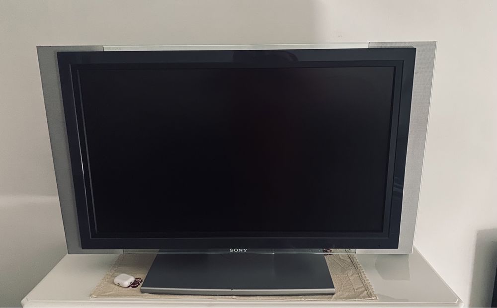 Tv Sony (a precisar de arranjo).