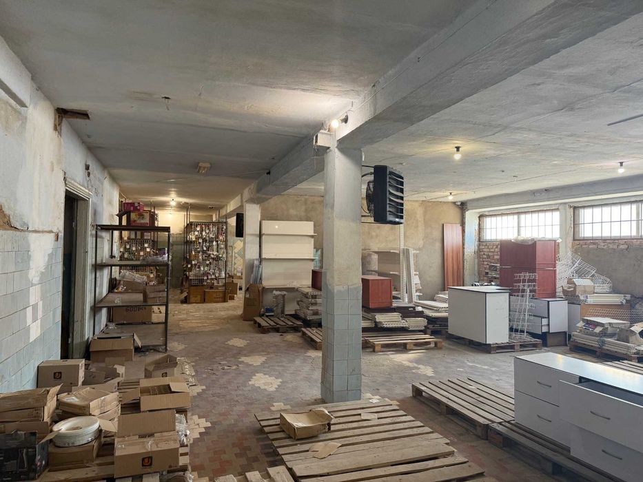 Здам в оренду складські приміщення у Вінниці, біля Епіцентру та ринку