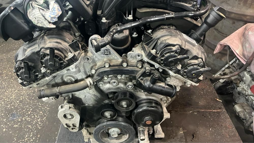 Піддон ,масляний насос чероккі kl 3.2