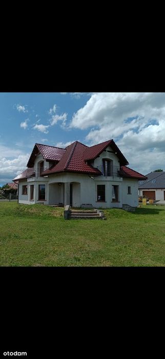 Dom wolnostojący z garażem Burkatów